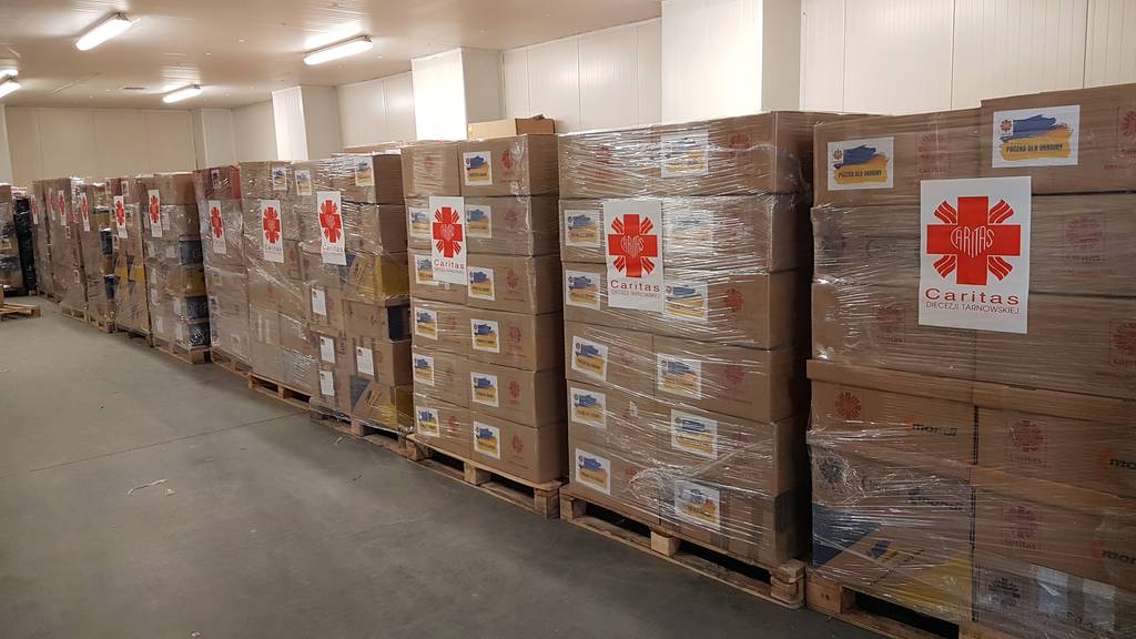TRANSPORT PACZEK DLA UKRAINY